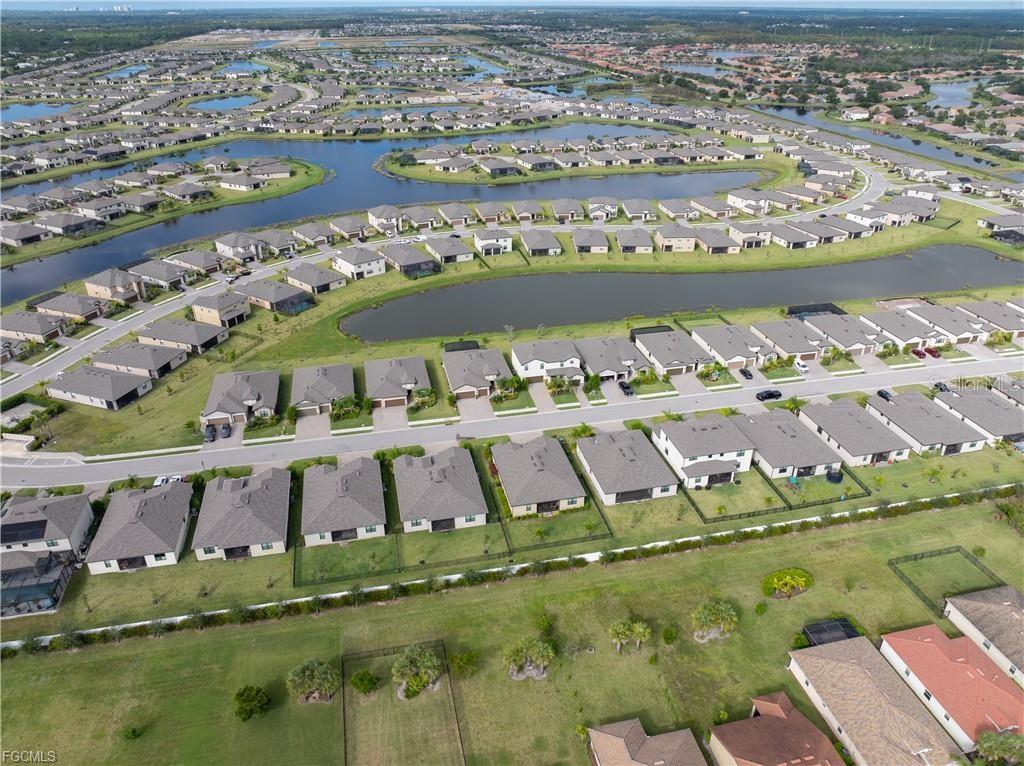 Image 39 of 49 For 3296 Altimira Drive