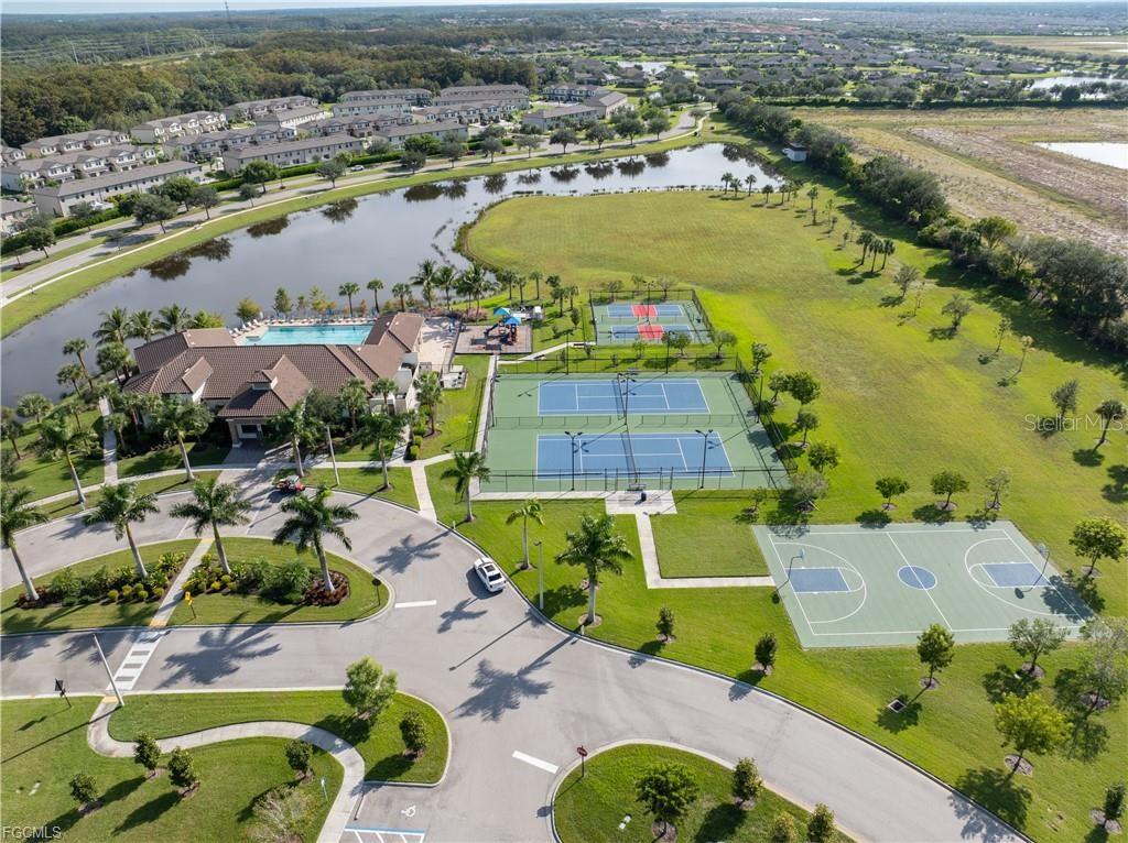 Image 43 of 49 For 3296 Altimira Drive