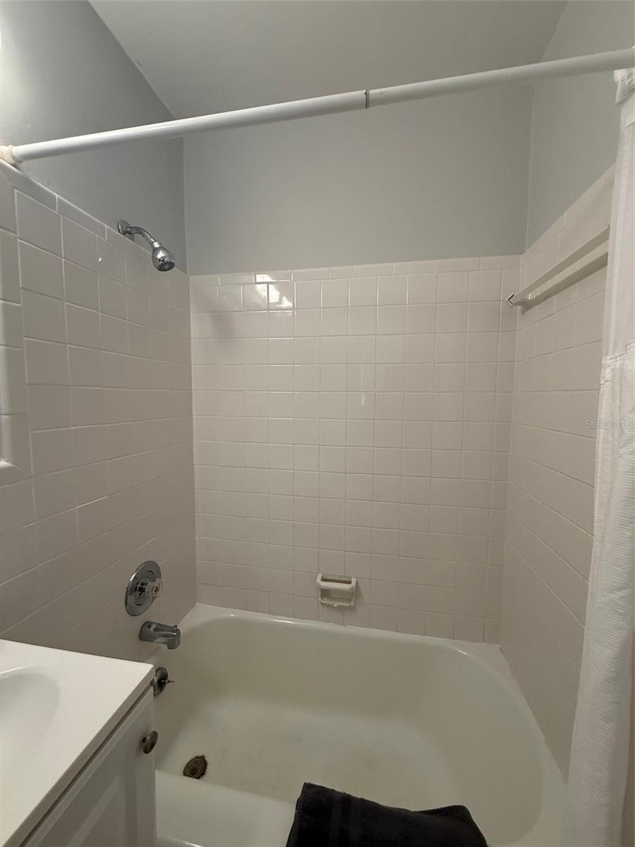 Image 25 of 29 For 170 Roosevelt Drive 6