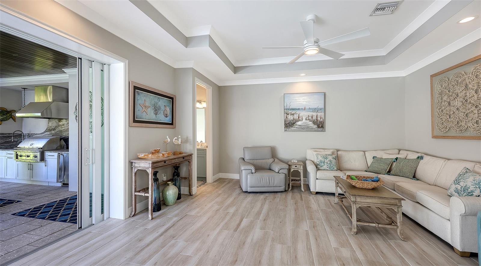 Image 21 of 55 For 335 Bob White Way