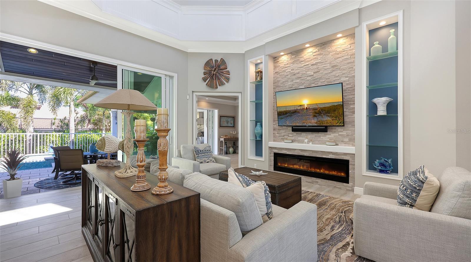 Image 8 of 55 For 335 Bob White Way