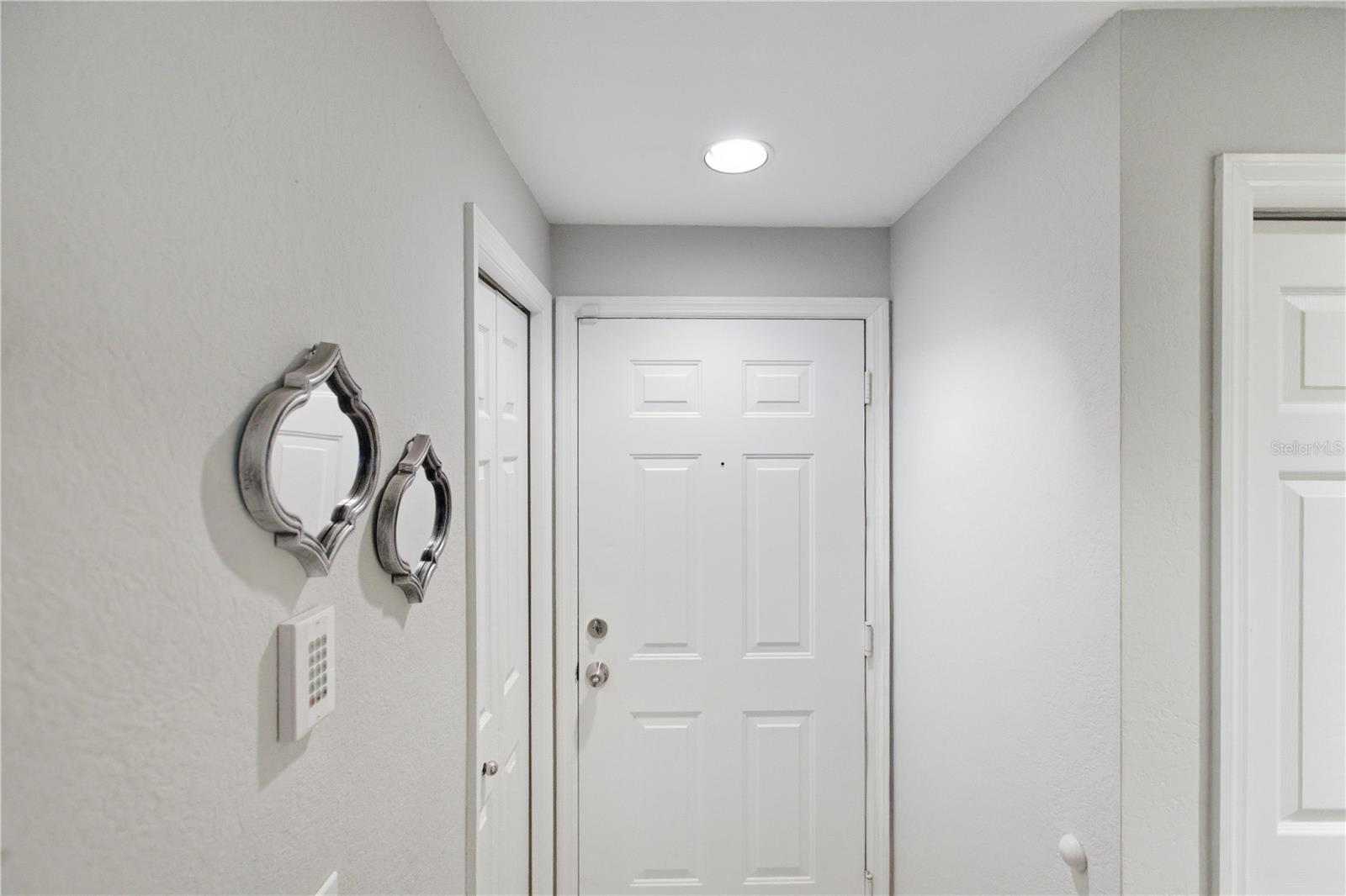 Image 19 of 35 For 5122 Northridge Road 107