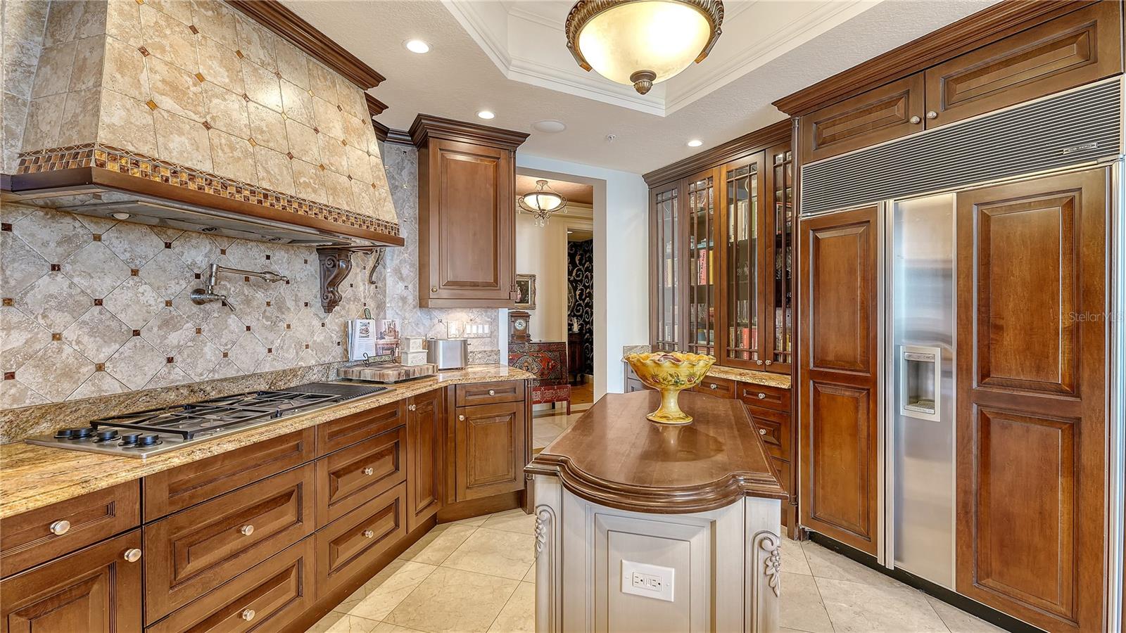 Image 19 of 47 For 1300 Benjamin Franklin Drive 505