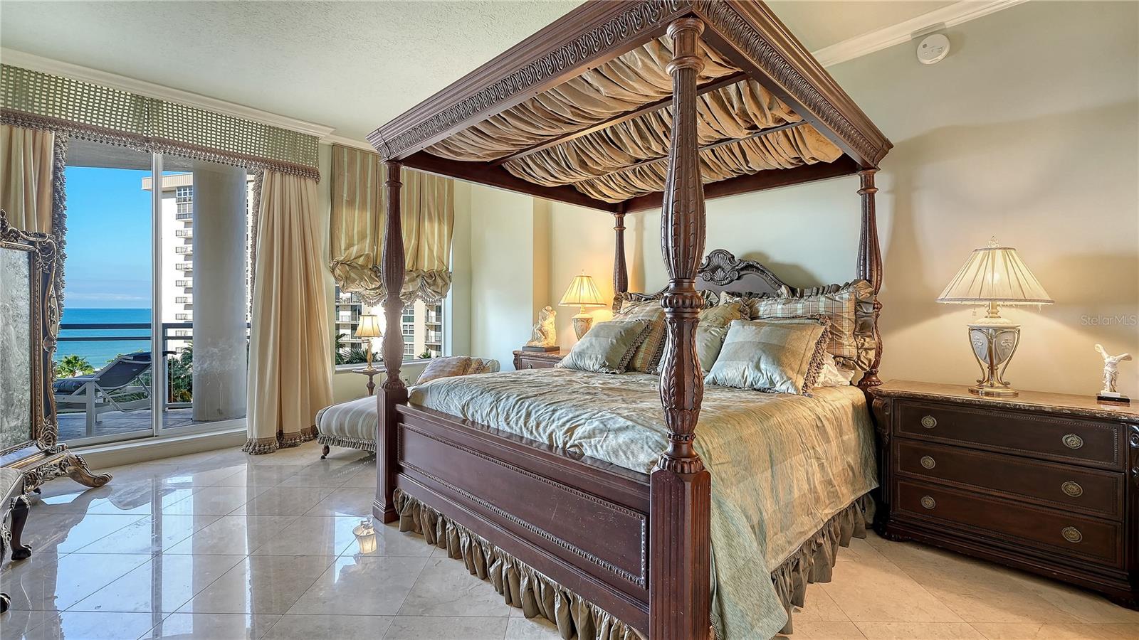 Image 23 of 47 For 1300 Benjamin Franklin Drive 505