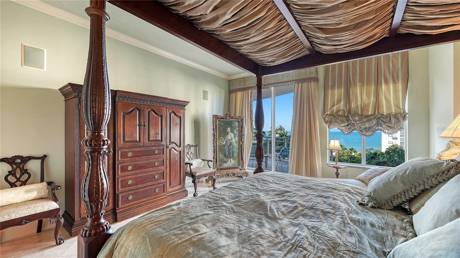 Image 24 of 47 For 1300 Benjamin Franklin Drive 505