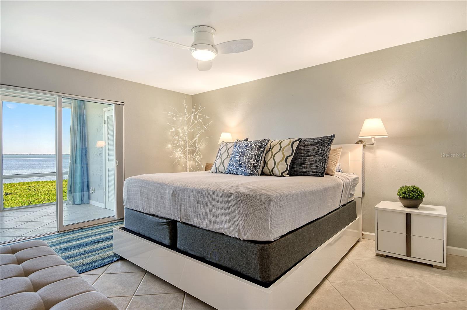 Image 18 of 72 For 4900 Gulf Of Mexico Drive 203