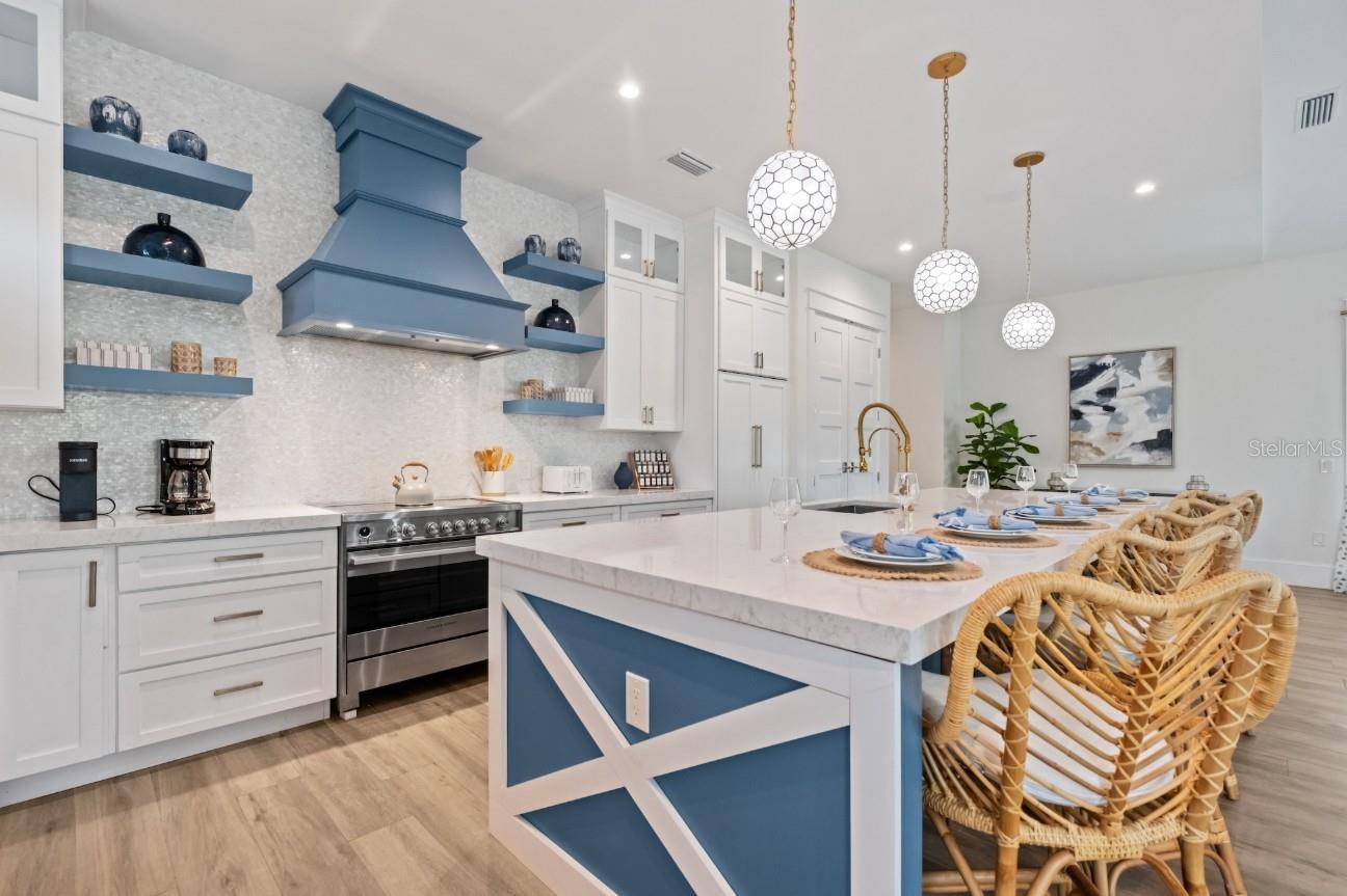 Image 11 of 71 For 408 Magnolia Avenue