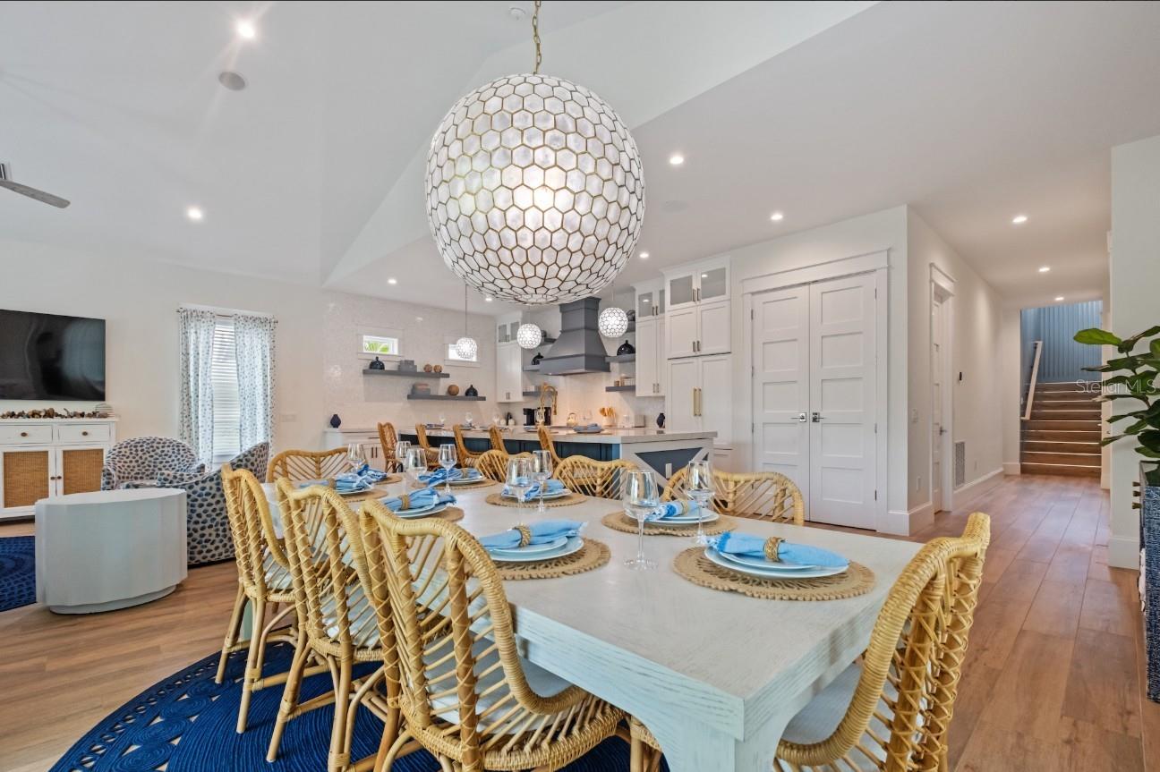 Image 14 of 71 For 408 Magnolia Avenue