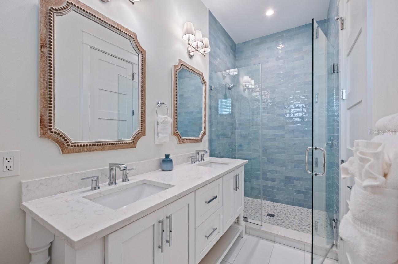 Image 23 of 71 For 408 Magnolia Avenue