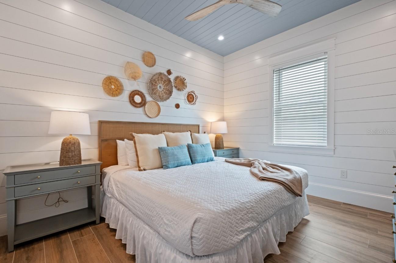 Image 24 of 71 For 408 Magnolia Avenue