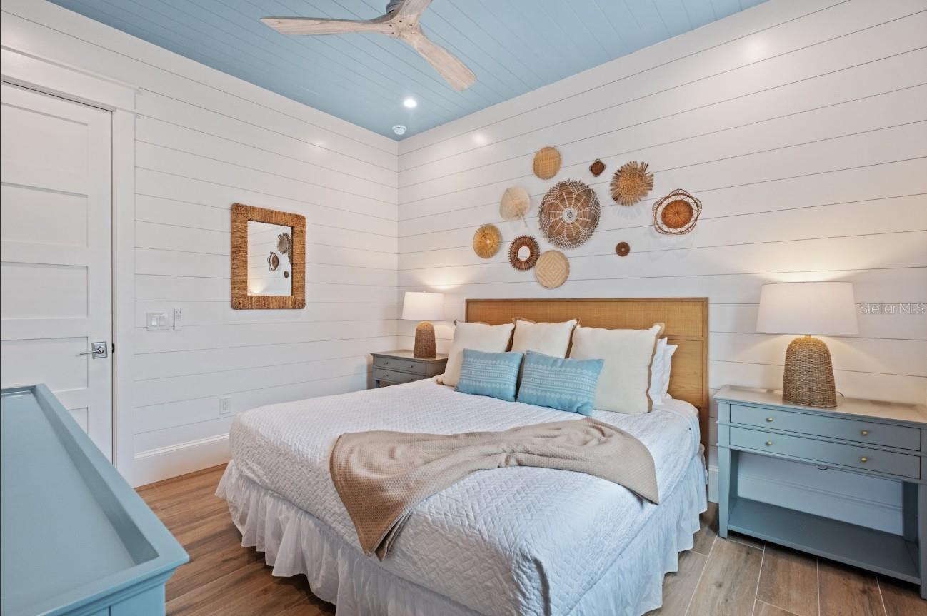 Image 25 of 71 For 408 Magnolia Avenue