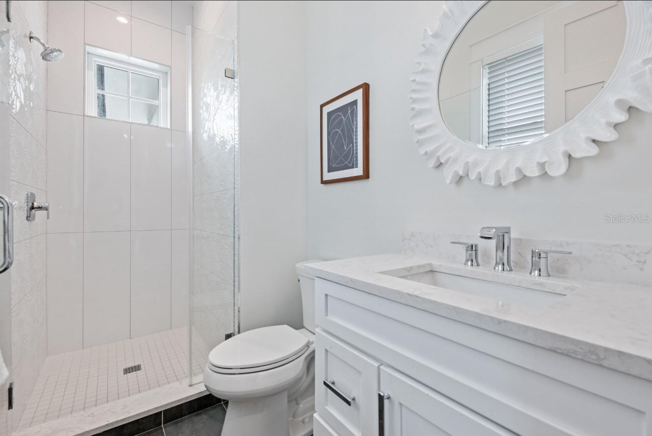 Image 27 of 71 For 408 Magnolia Avenue