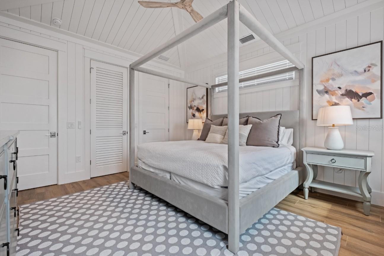 Image 43 of 71 For 408 Magnolia Avenue