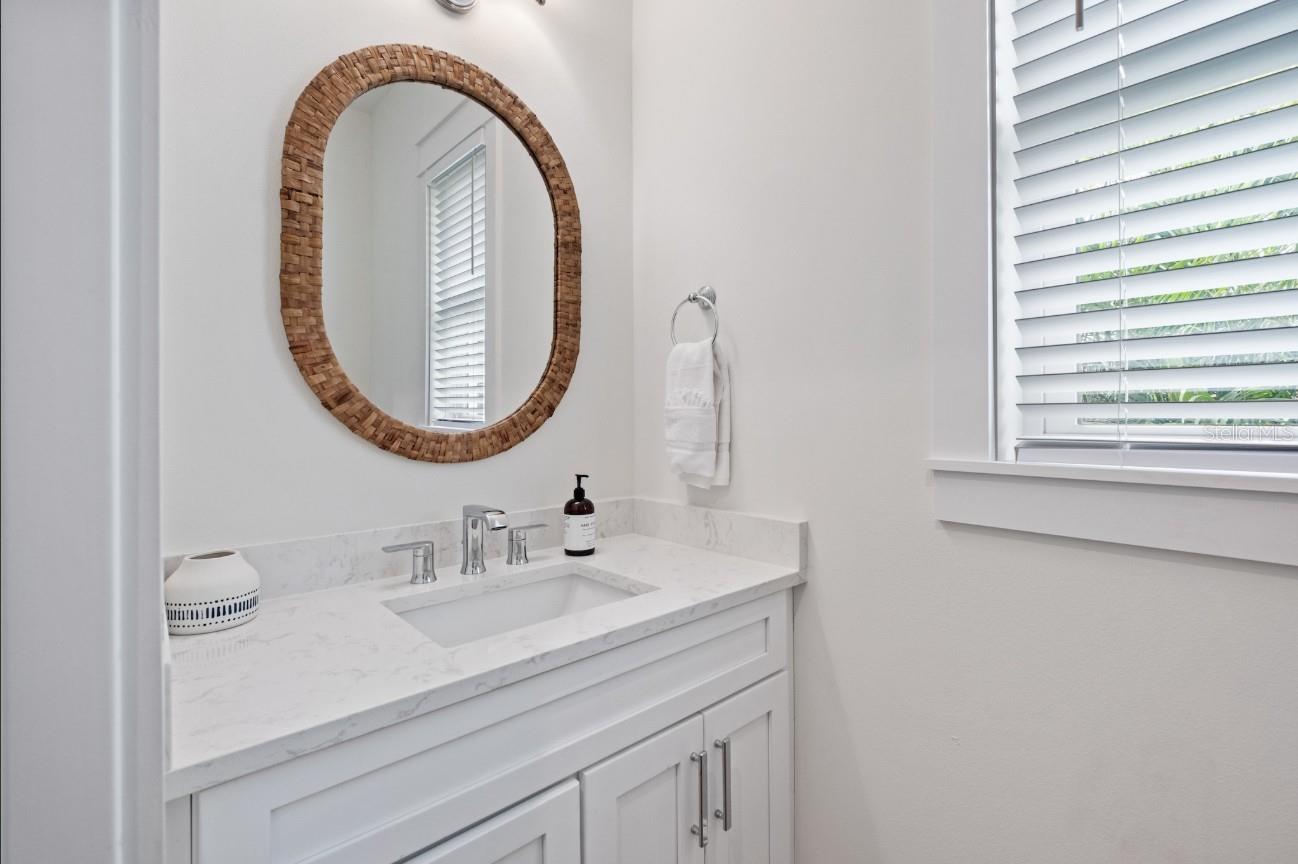 Image 46 of 71 For 408 Magnolia Avenue