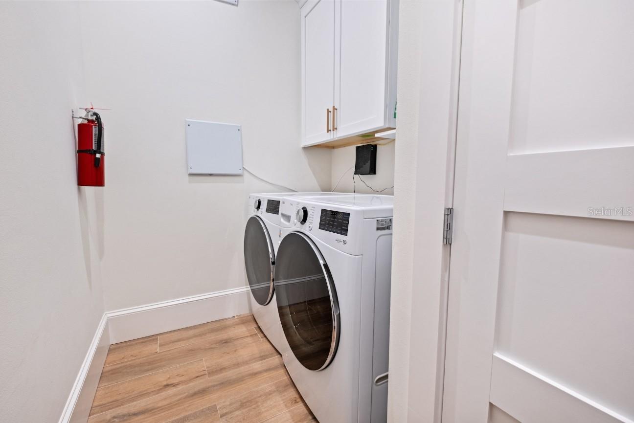 Image 47 of 71 For 408 Magnolia Avenue