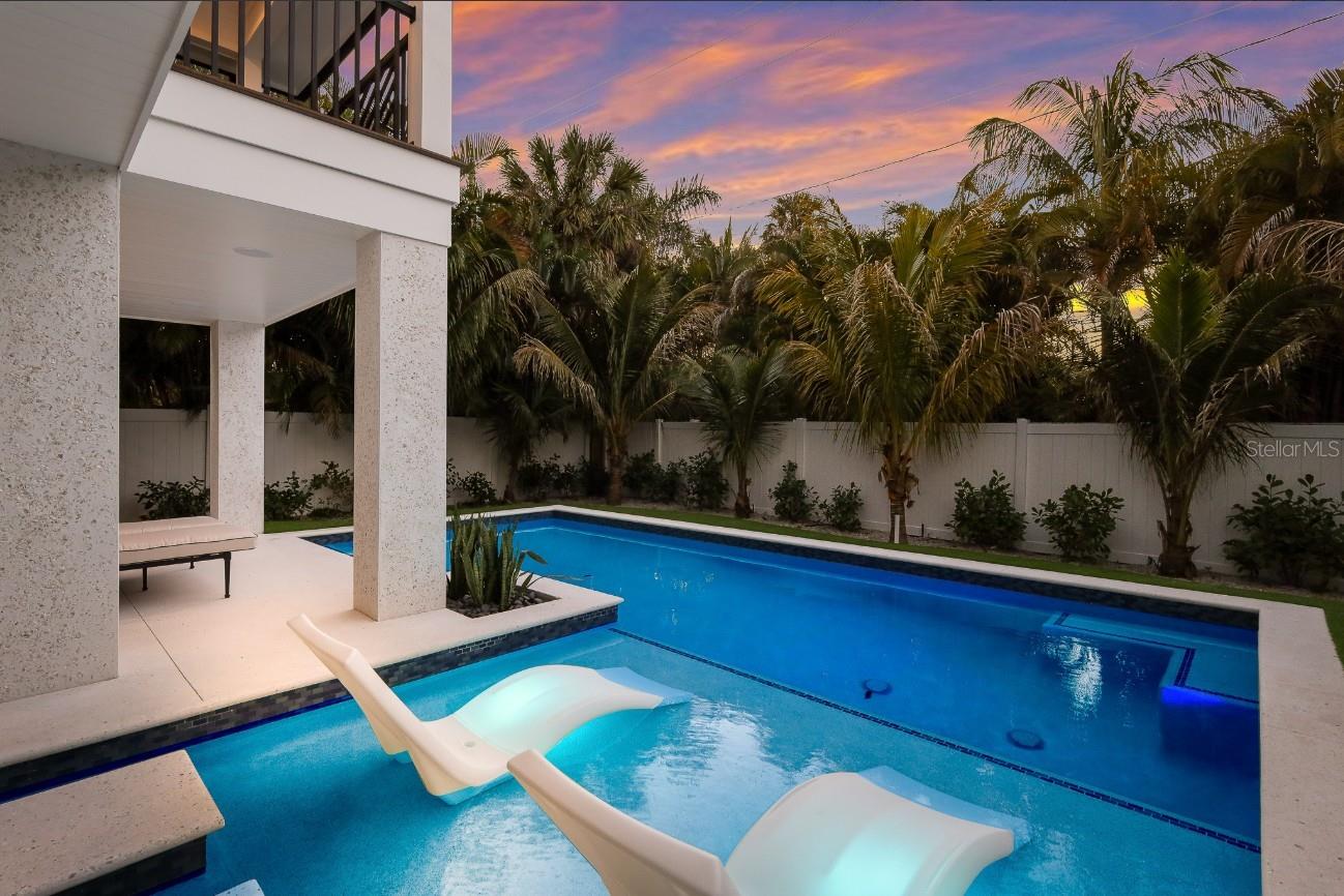 Image 63 of 71 For 408 Magnolia Avenue