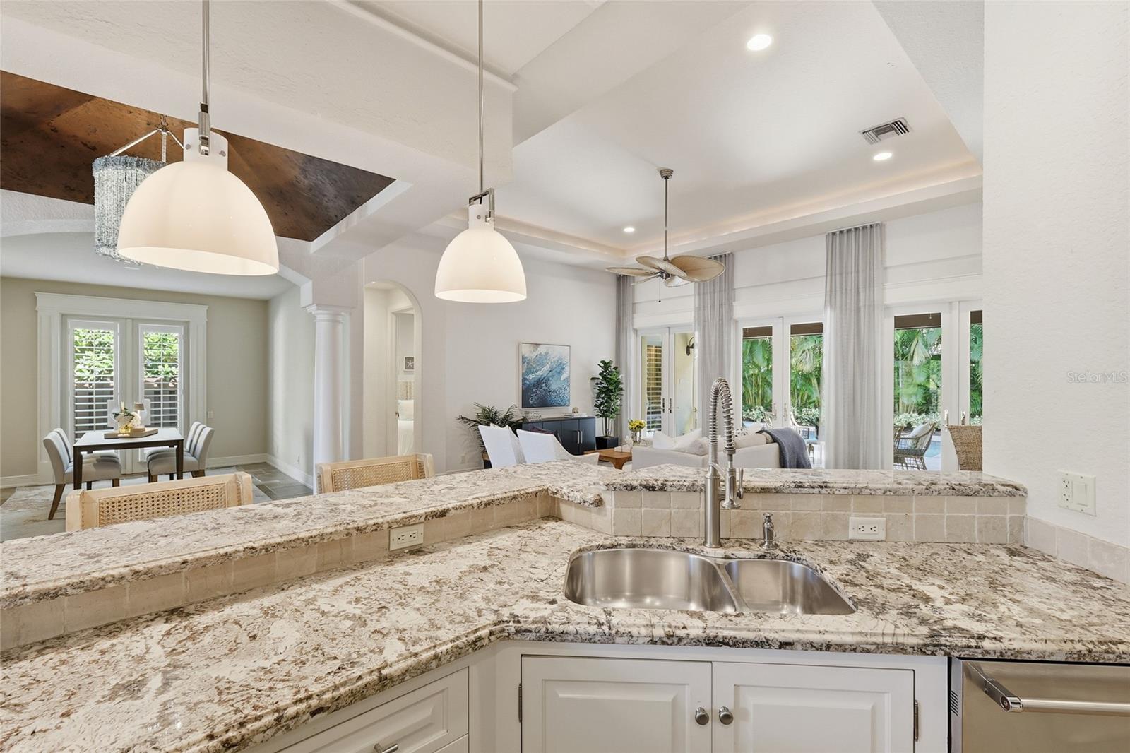 Image 13 of 99 For 4946 Brywill Circle