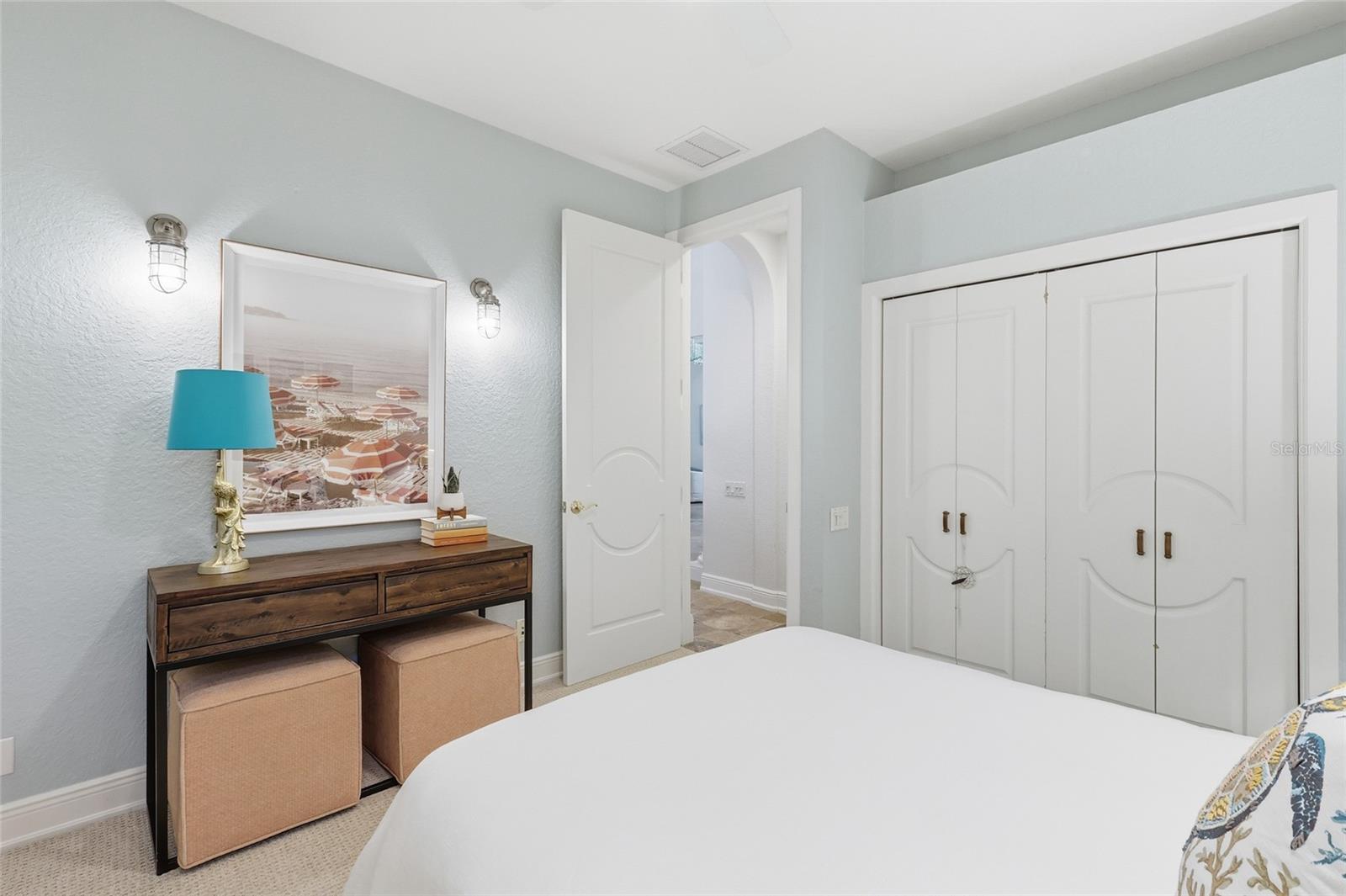 Image 32 of 99 For 4946 Brywill Circle