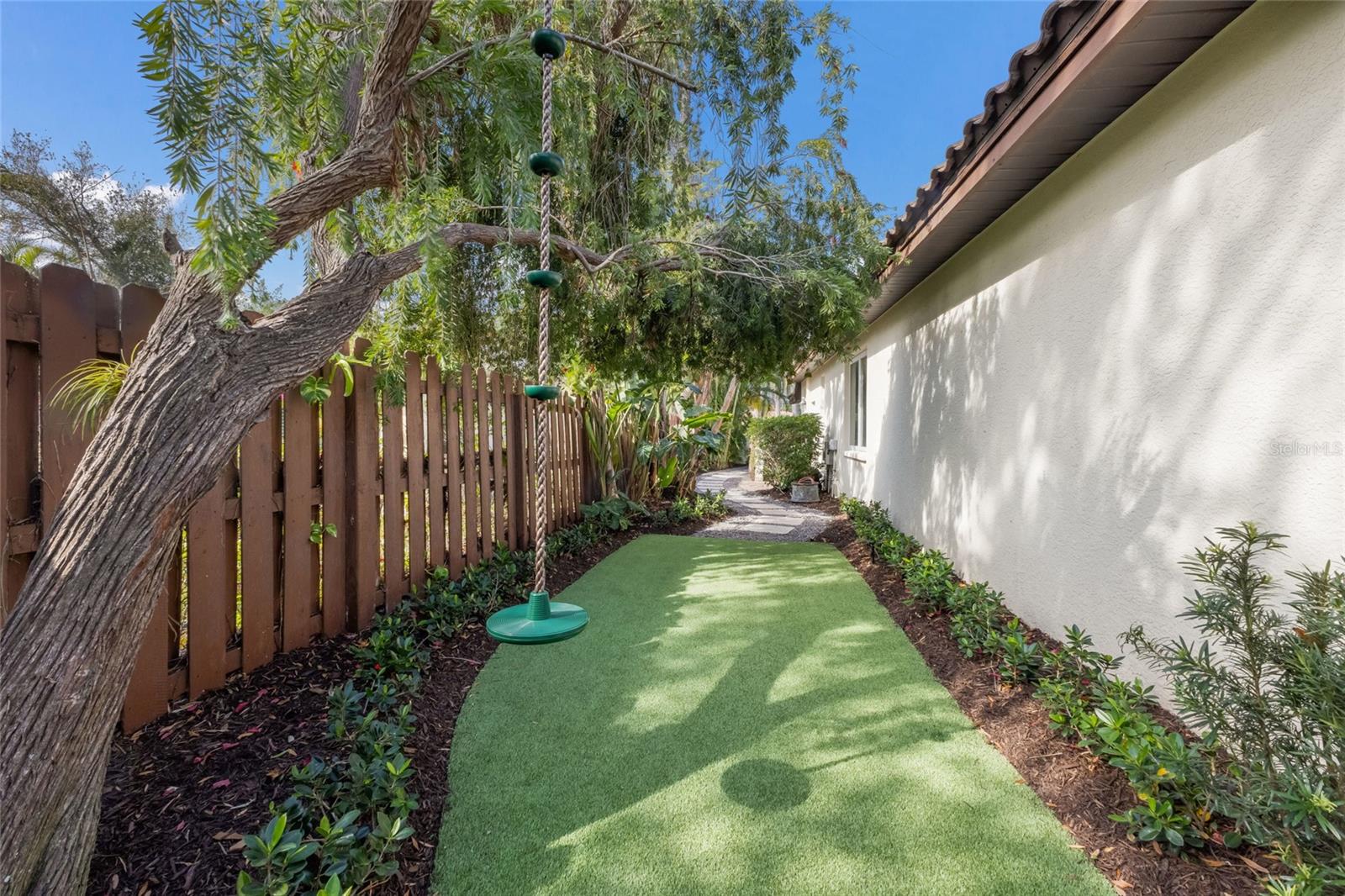 Image 45 of 99 For 4946 Brywill Circle