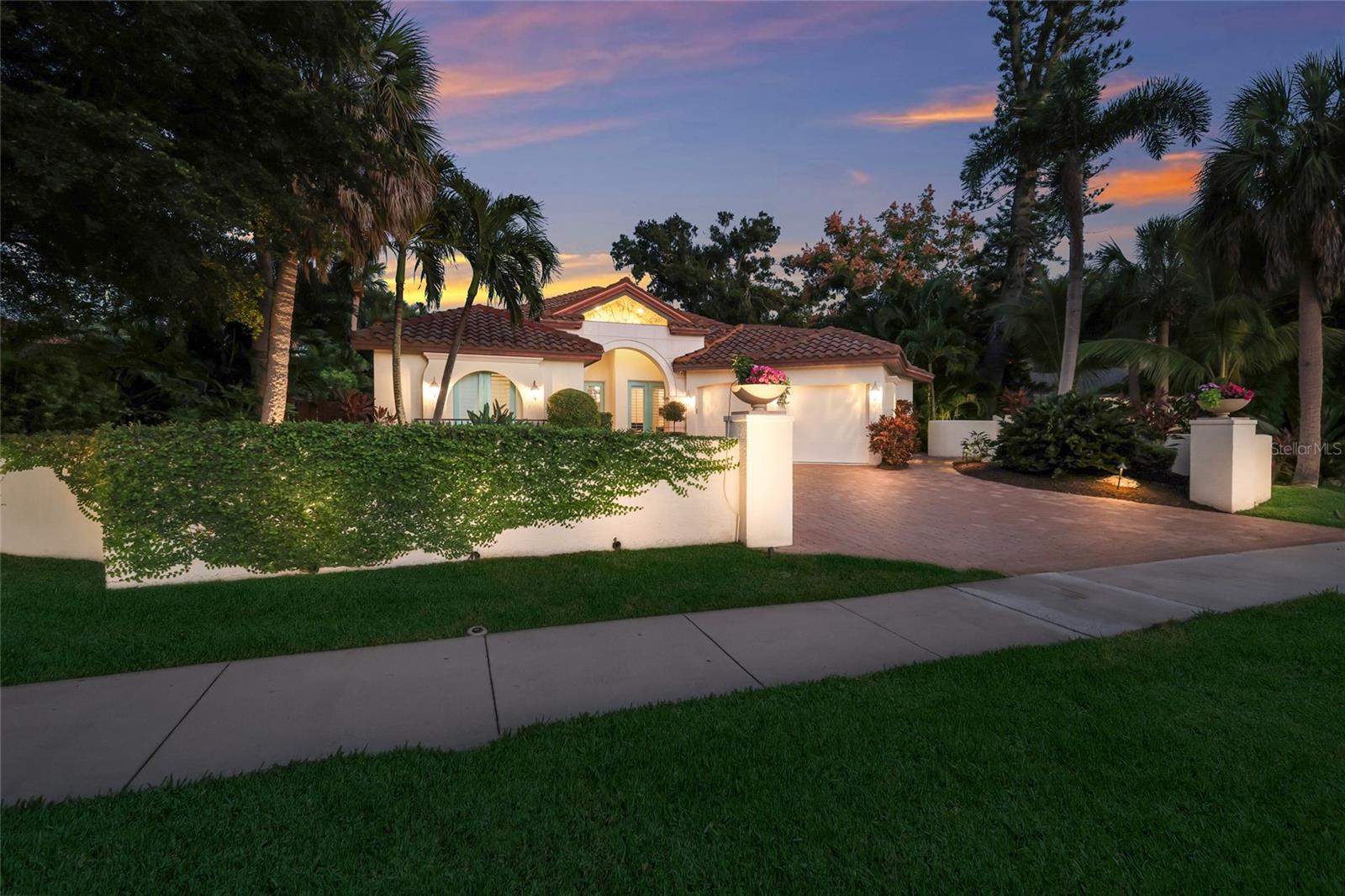 Image 50 of 99 For 4946 Brywill Circle