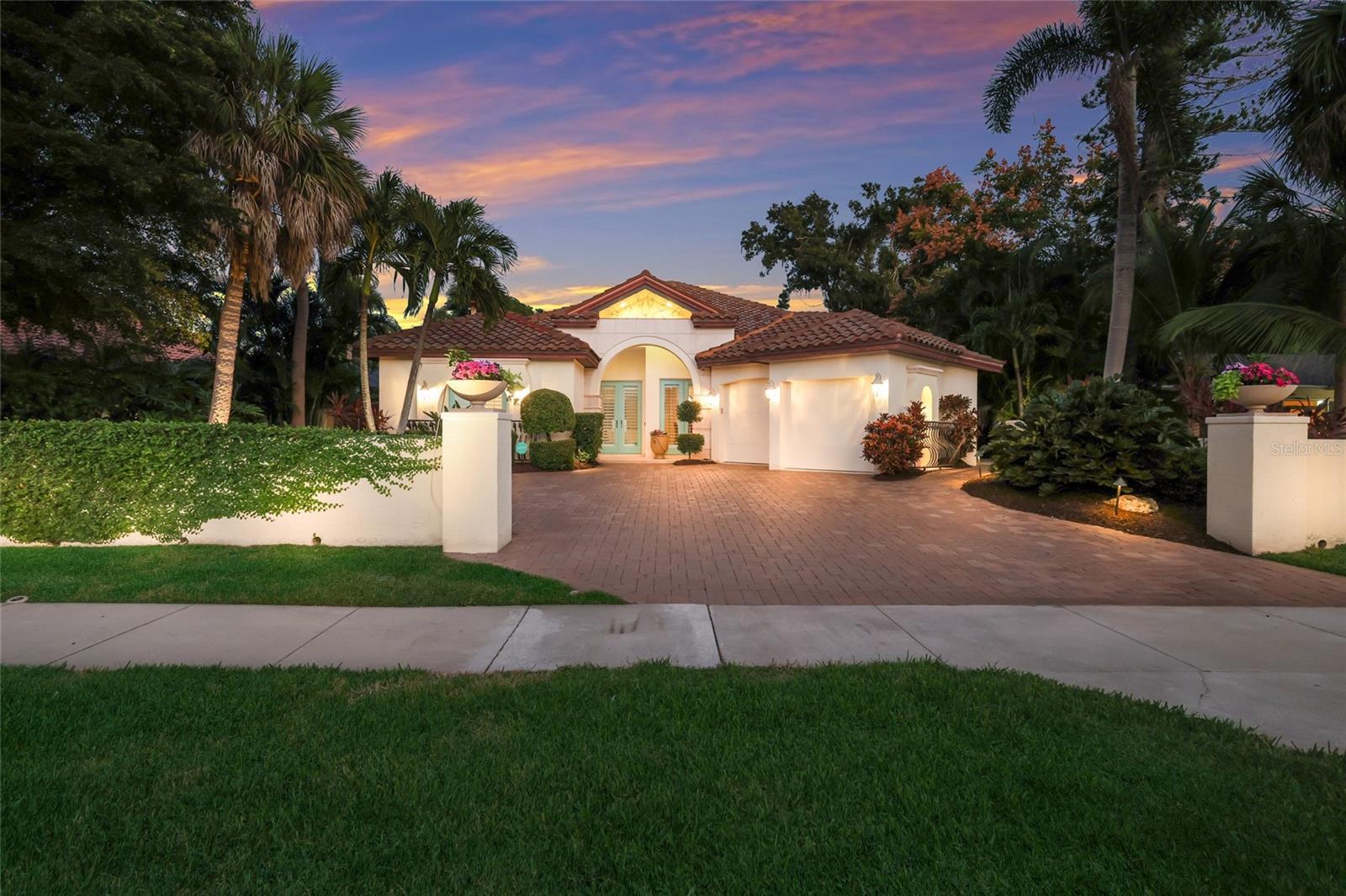 Image 52 of 99 For 4946 Brywill Circle