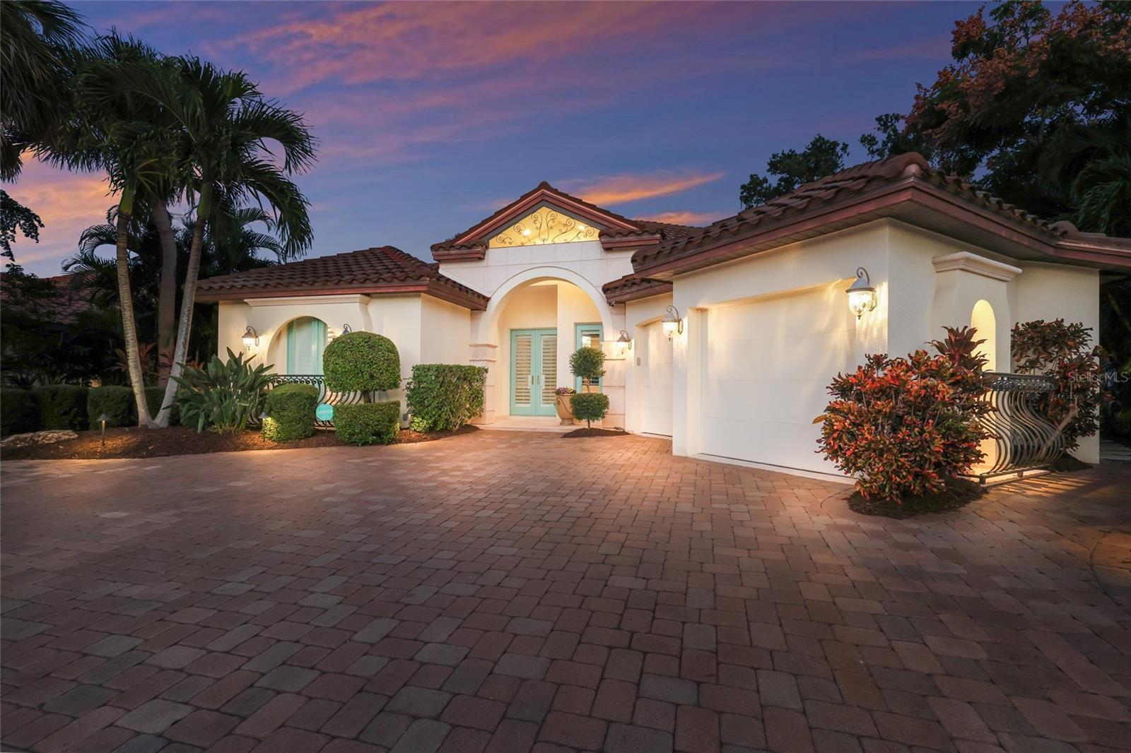 Image 53 of 99 For 4946 Brywill Circle