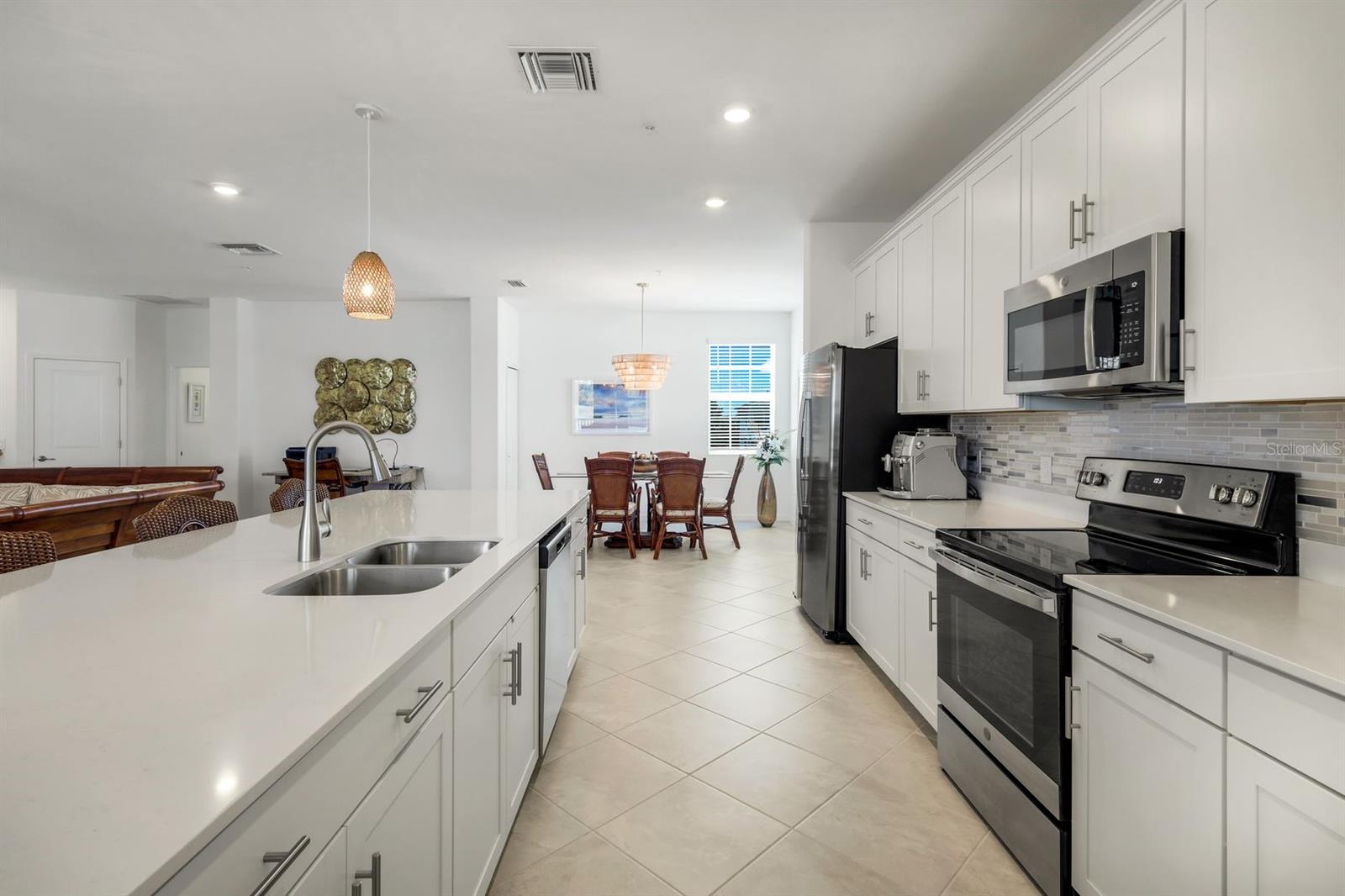 Image 10 of 30 For 14180 Poppy Field