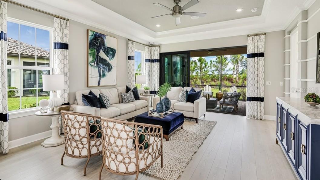 Image 20 of 39 For 16215 Isola Place