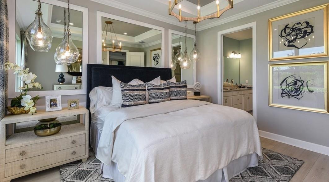 Image 6 of 39 For 16215 Isola Place