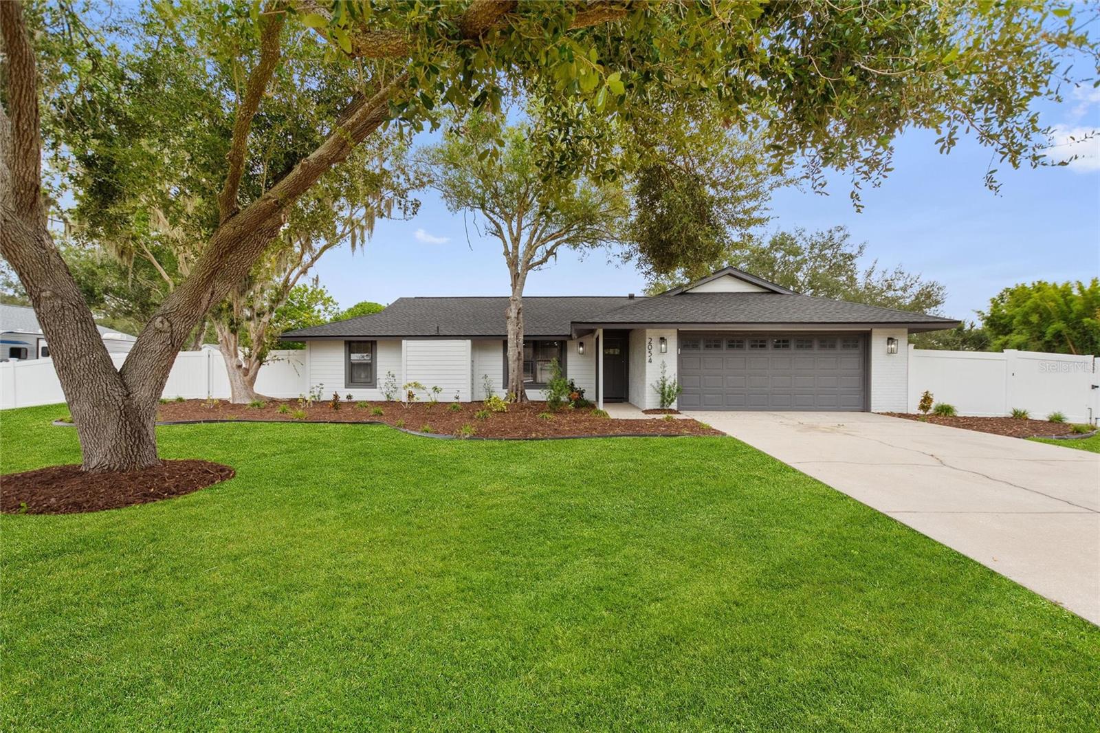 Details for 2054 Racimo Drive, SARASOTA, FL 34240