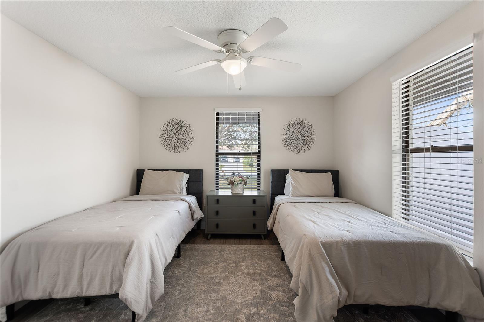 Image 33 of 39 For 2054 Racimo Drive