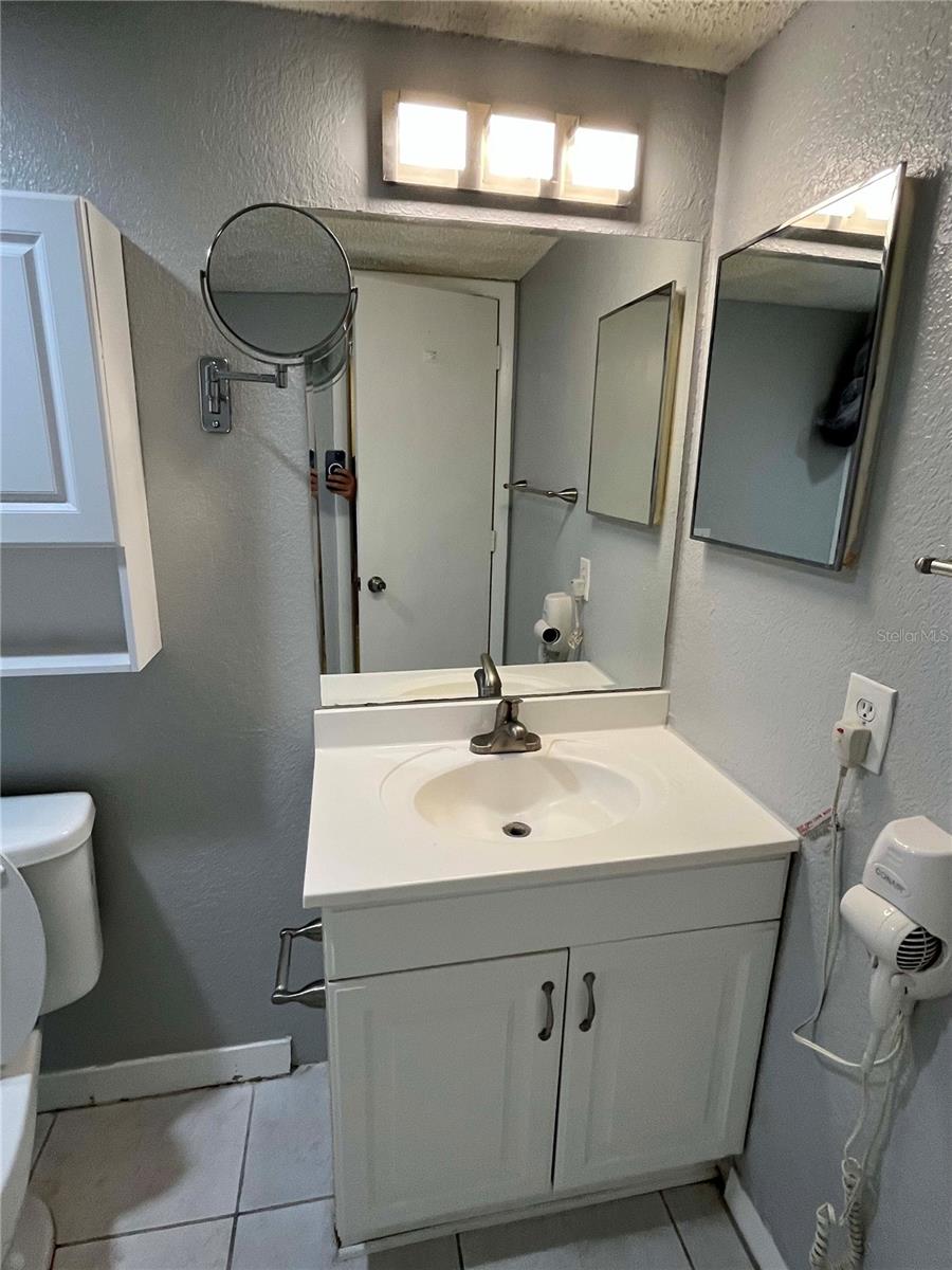 Image 11 of 27 For 2700 Coconut Bay Lane 423 (2c)