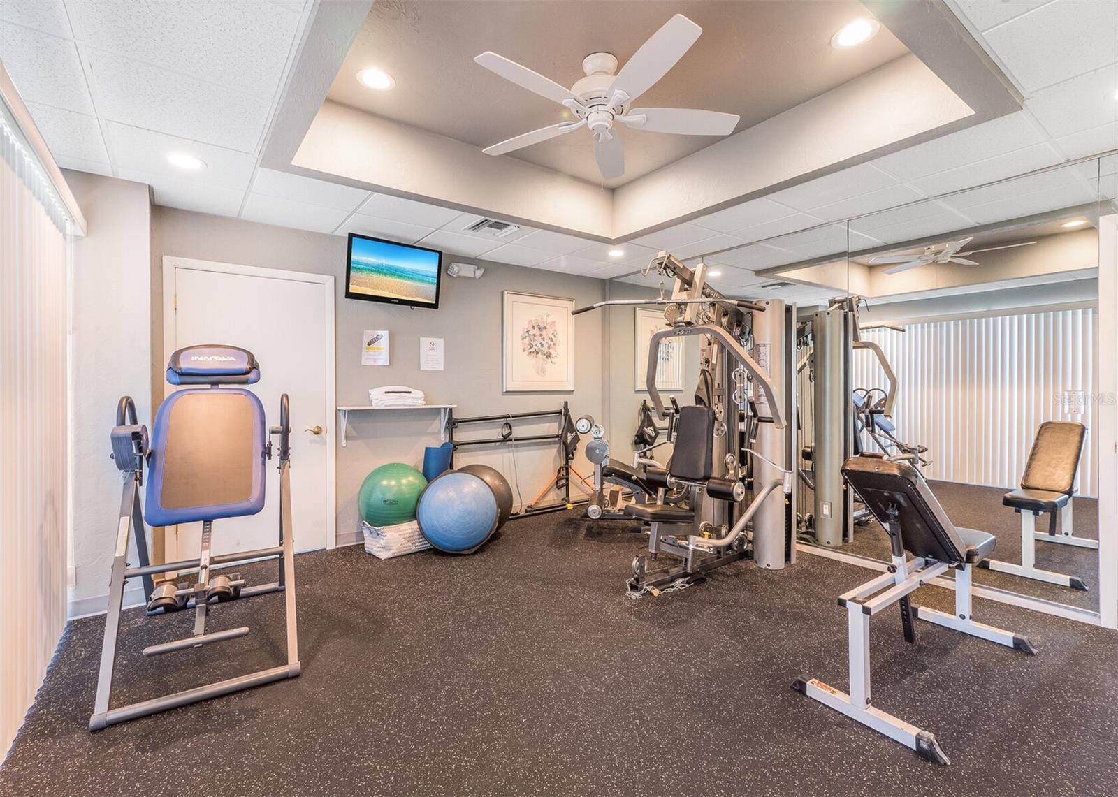 Image 42 of 59 For 2525 Gulf Of Mexico Drive 8d