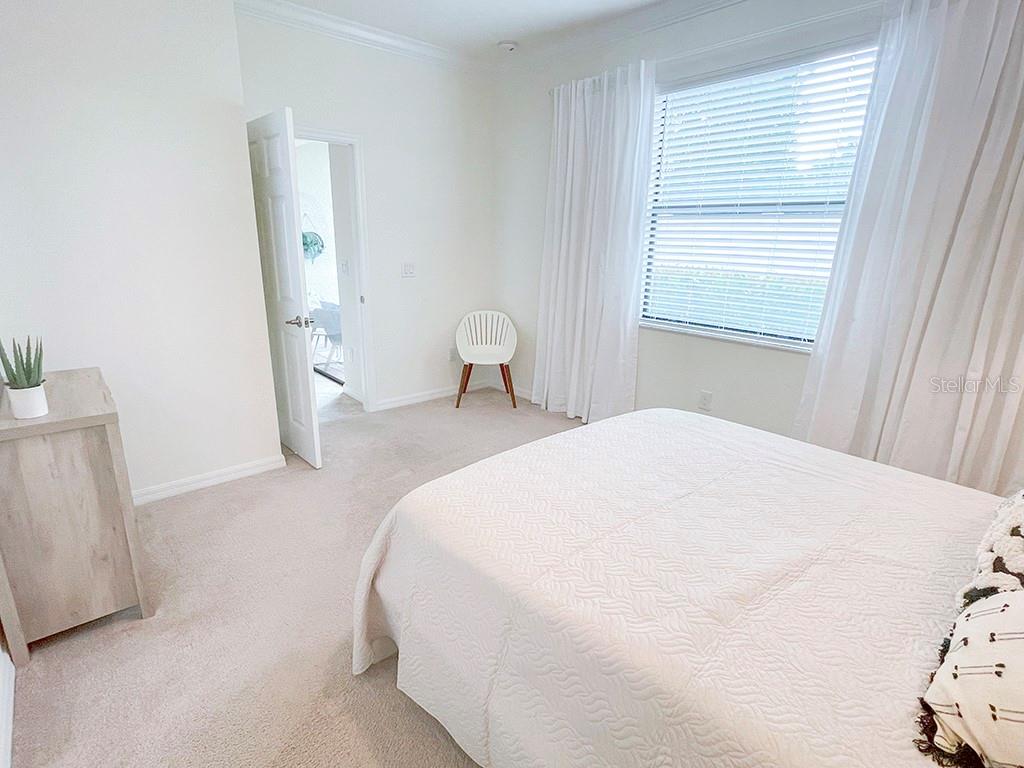 Image 32 of 63 For 9893 Haze Drive