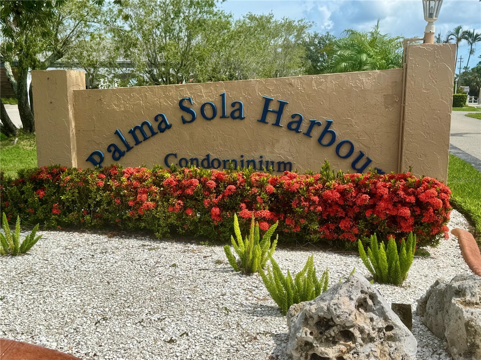 Image 35 of 66 For 4104 Catalina Drive