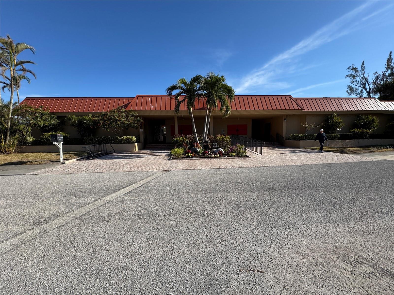 Image 46 of 66 For 4104 Catalina Drive