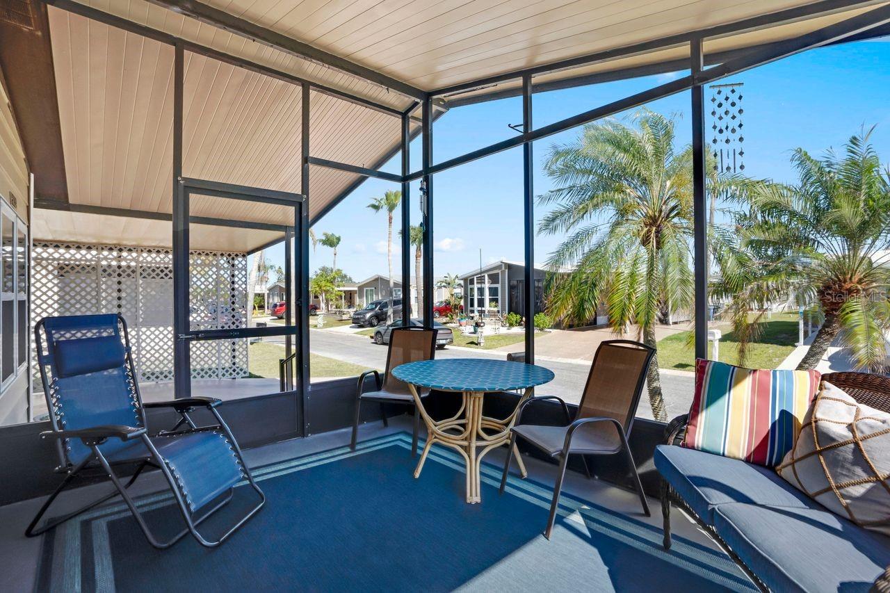 Image 26 of 40 For 709 Riverview Circle