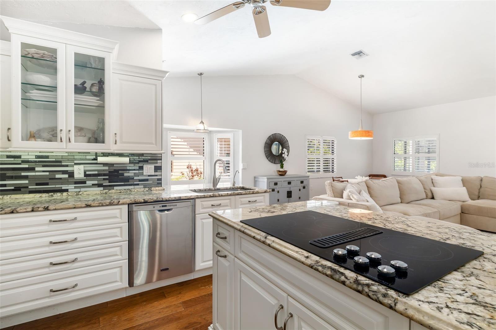 Image 21 of 33 For 6064 Marella Drive