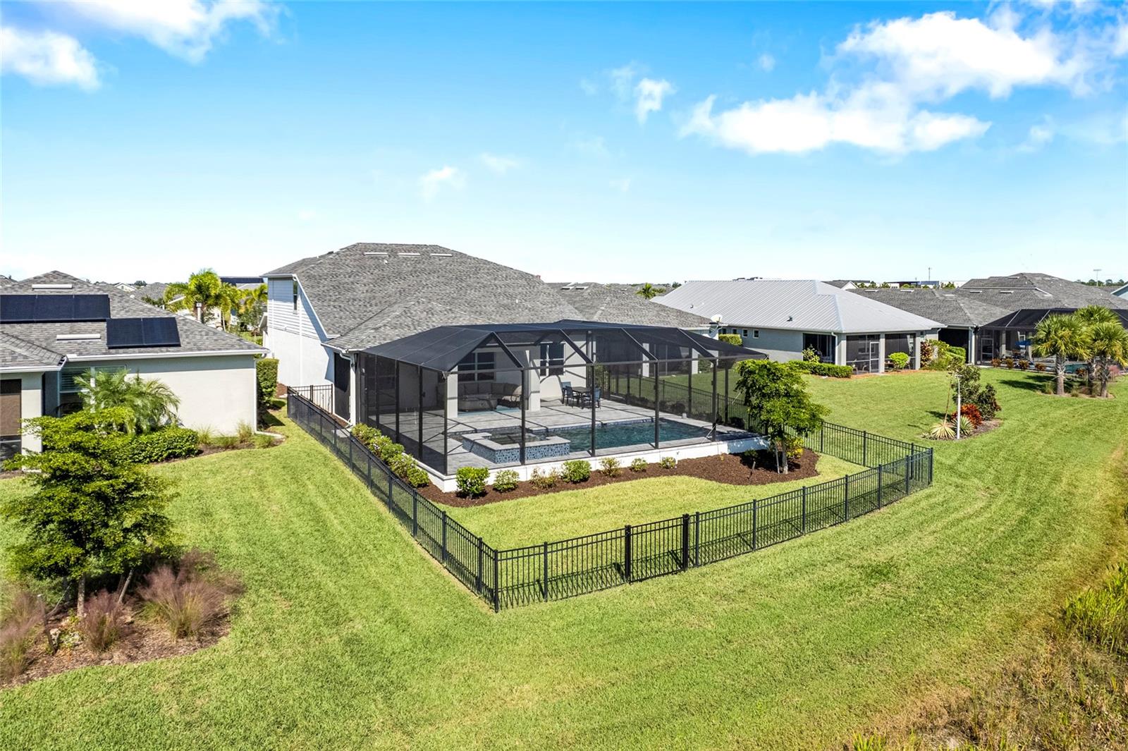 Image 13 of 34 For 42958 Canon Court