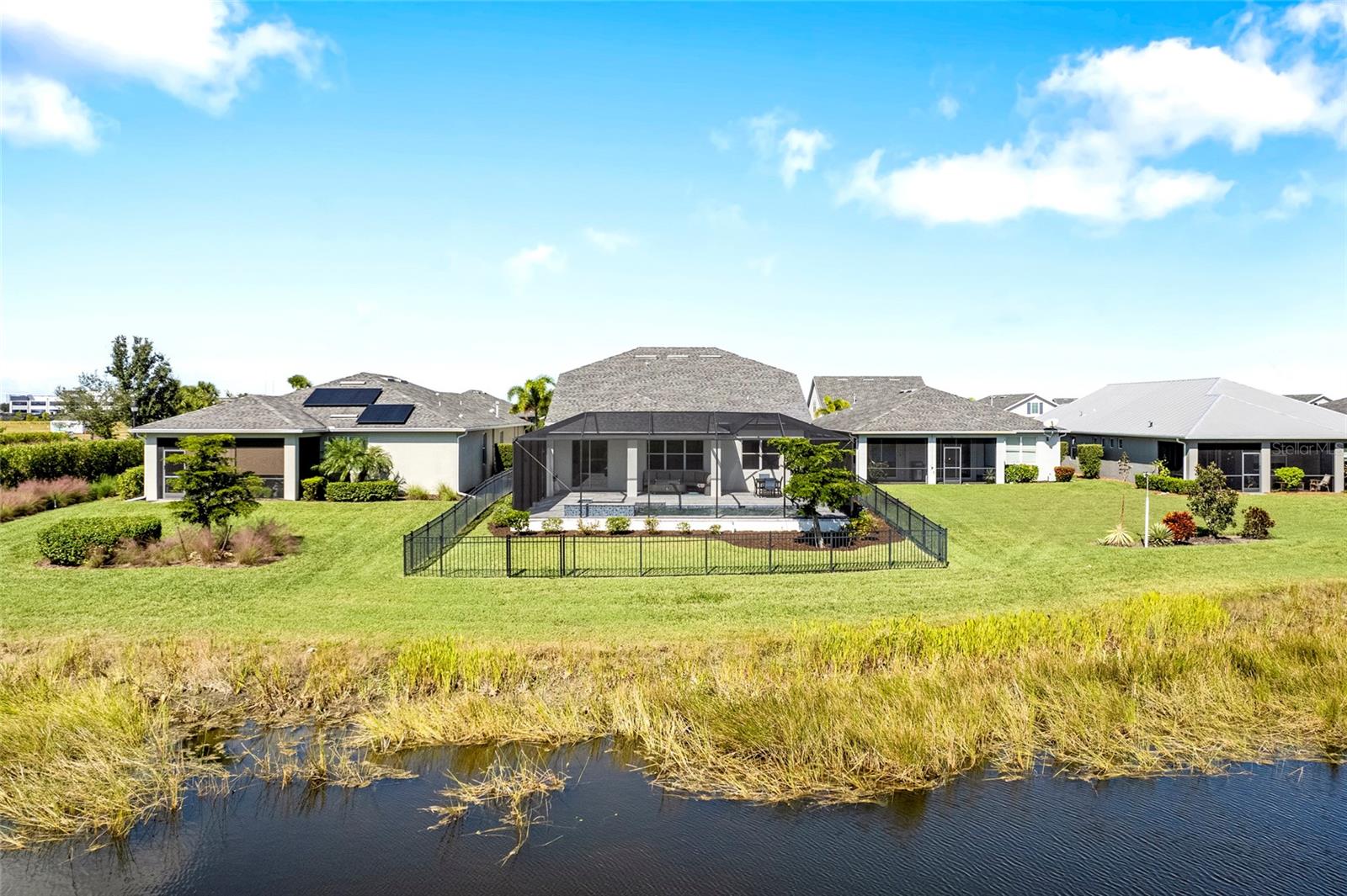 Image 14 of 34 For 42958 Canon Court