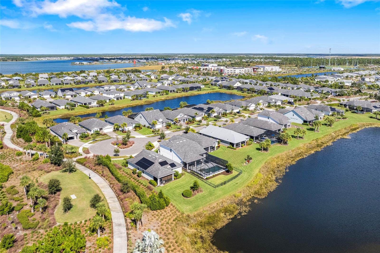 Image 15 of 34 For 42958 Canon Court