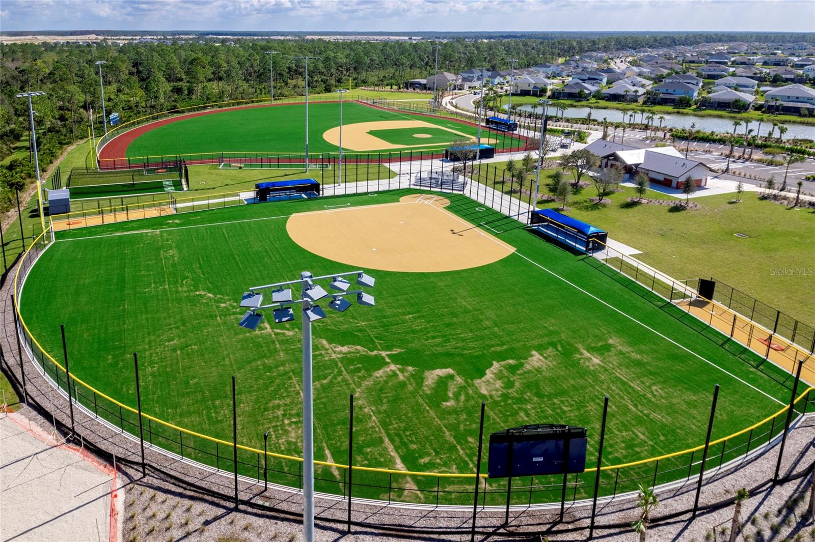 Image 32 of 34 For 42958 Canon Court