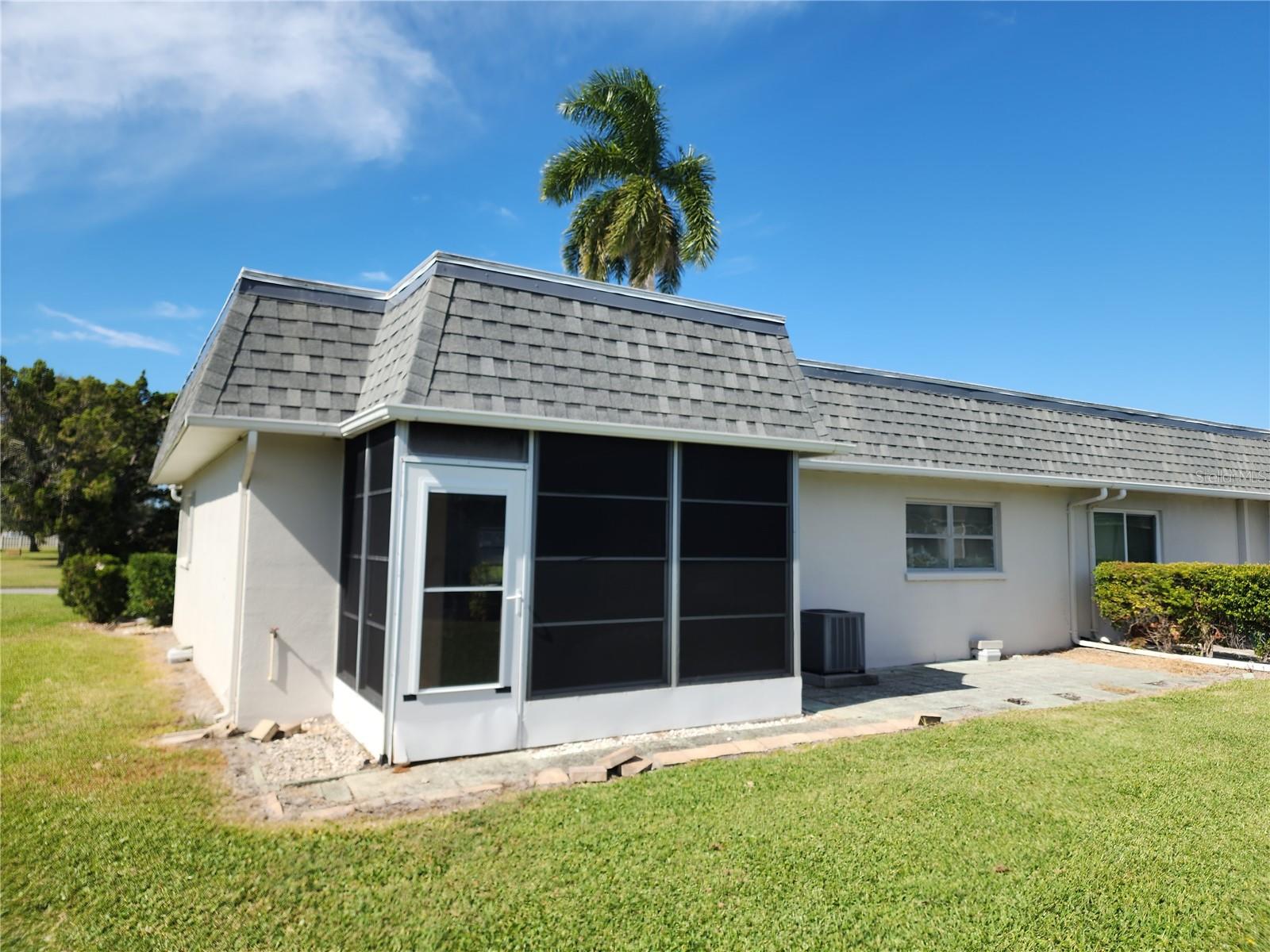 Image 3 of 20 For 3407 42nd Street W 3407