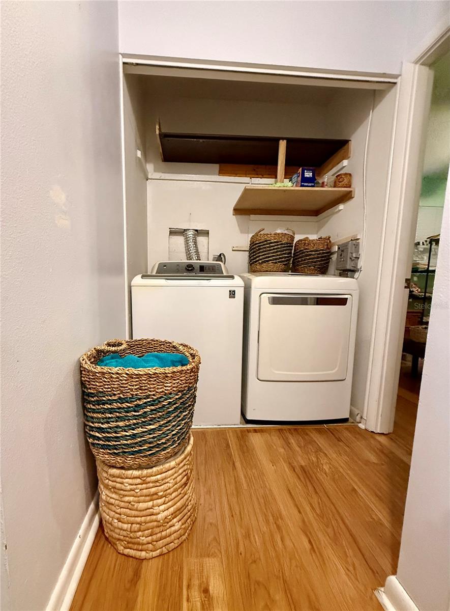 Image 20 of 20 For 7 Desert Candle Circle