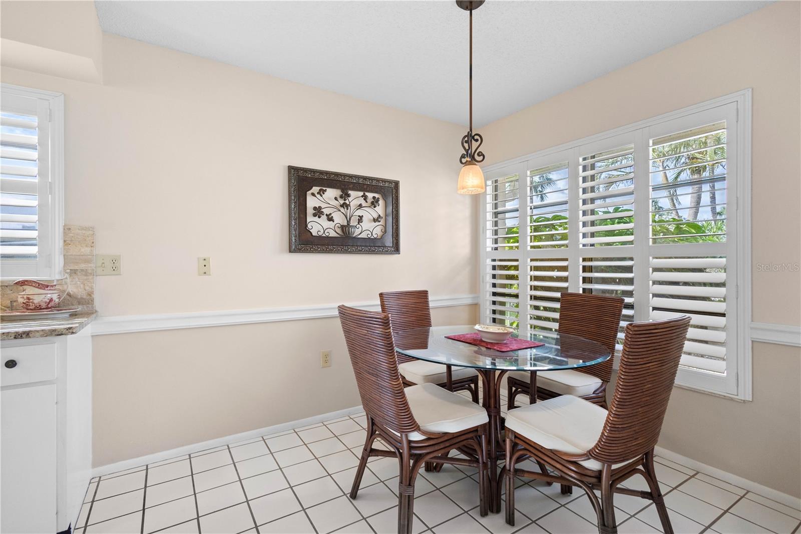 Image 11 of 31 For 4527 La Jolla Drive