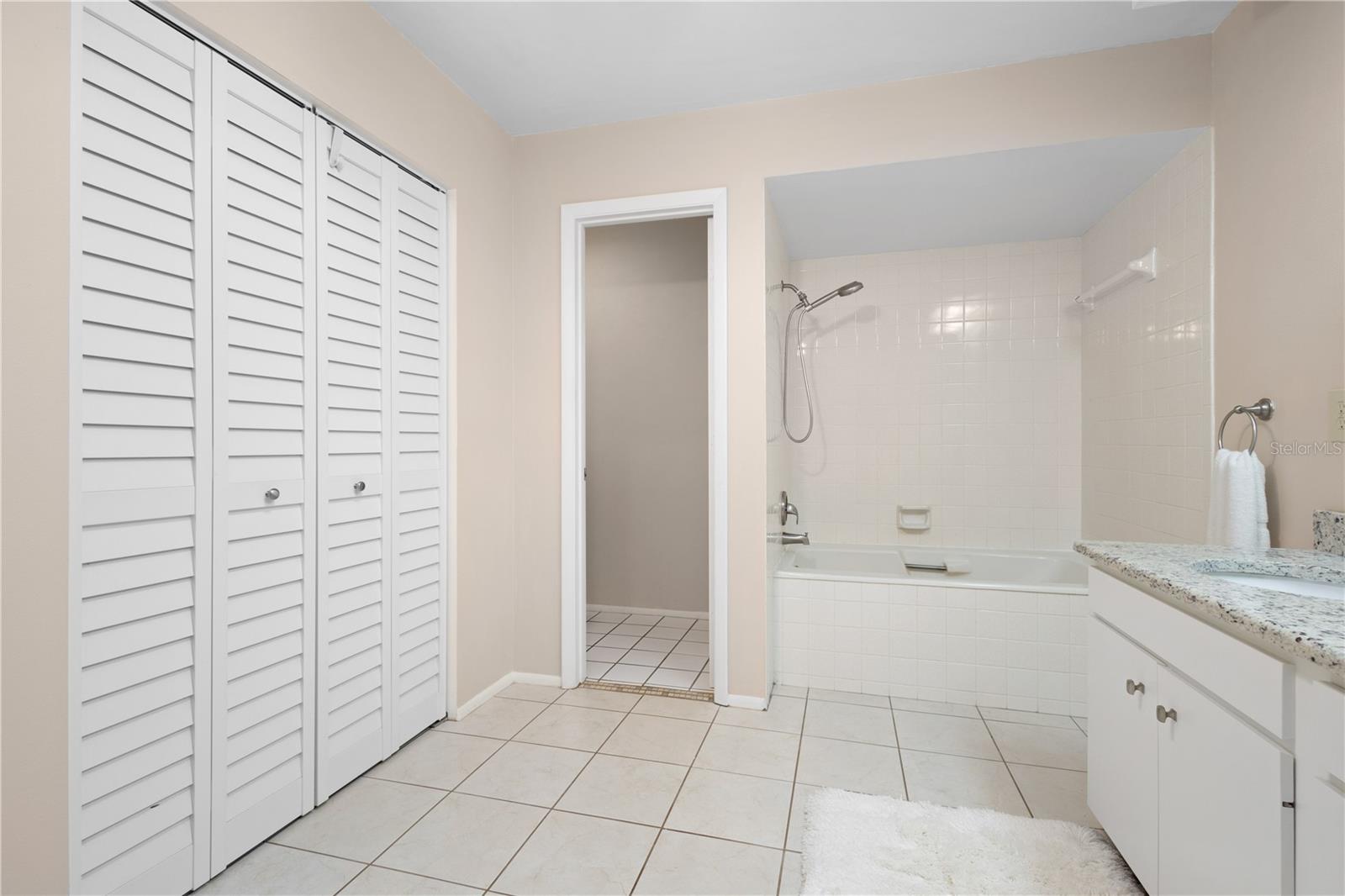 Image 15 of 31 For 4527 La Jolla Drive