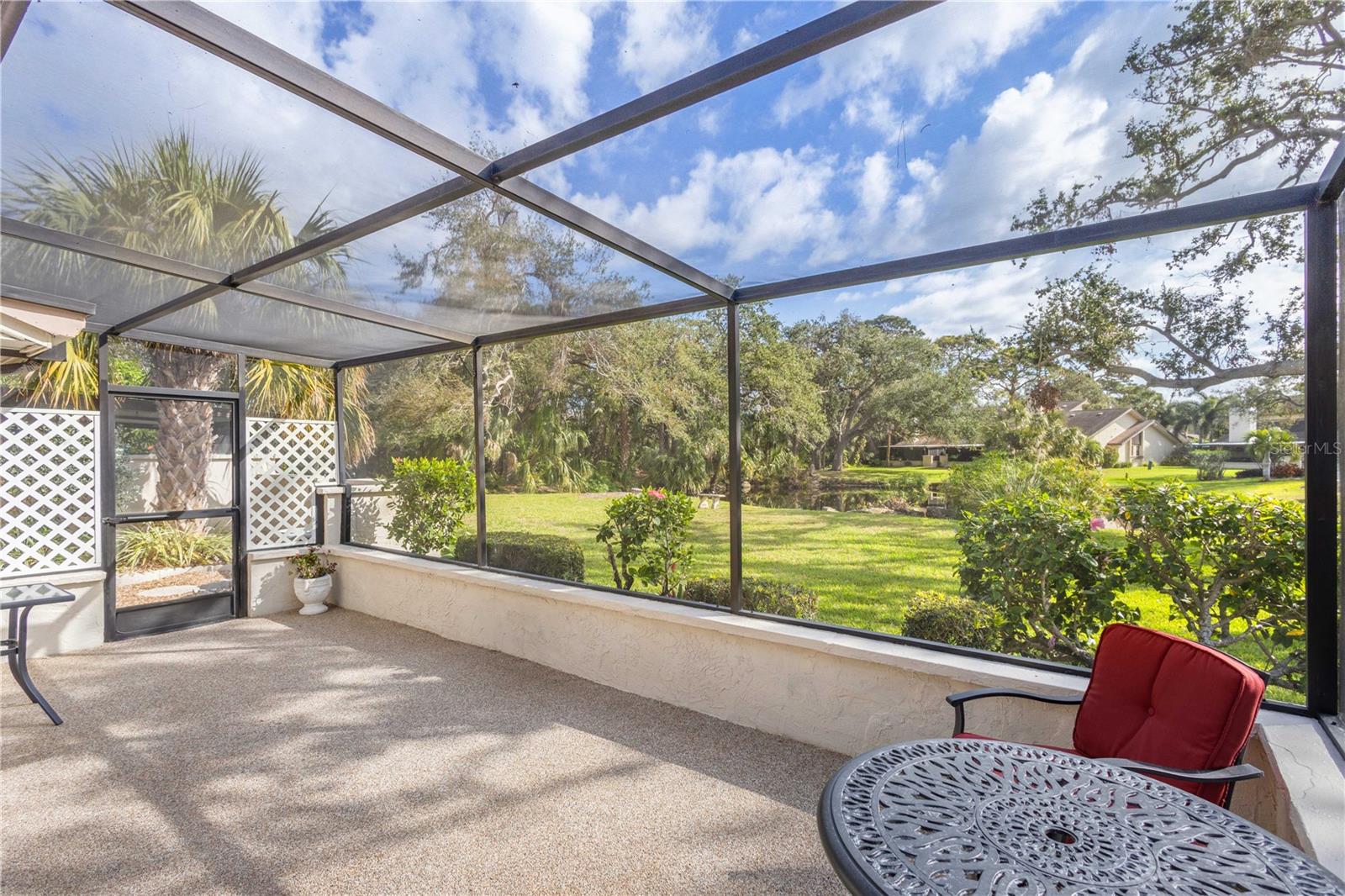 Image 21 of 31 For 4527 La Jolla Drive