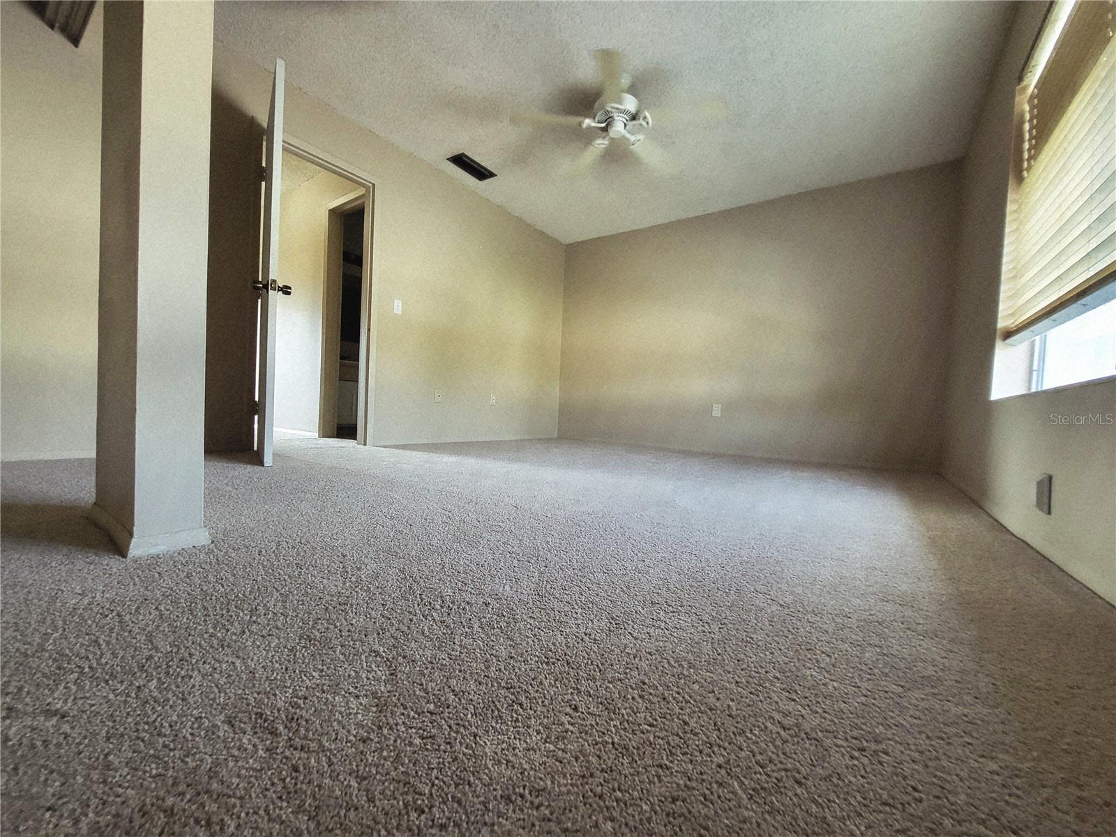 Image 3 of 20 For 2707 Hidden Lake Boulevard D