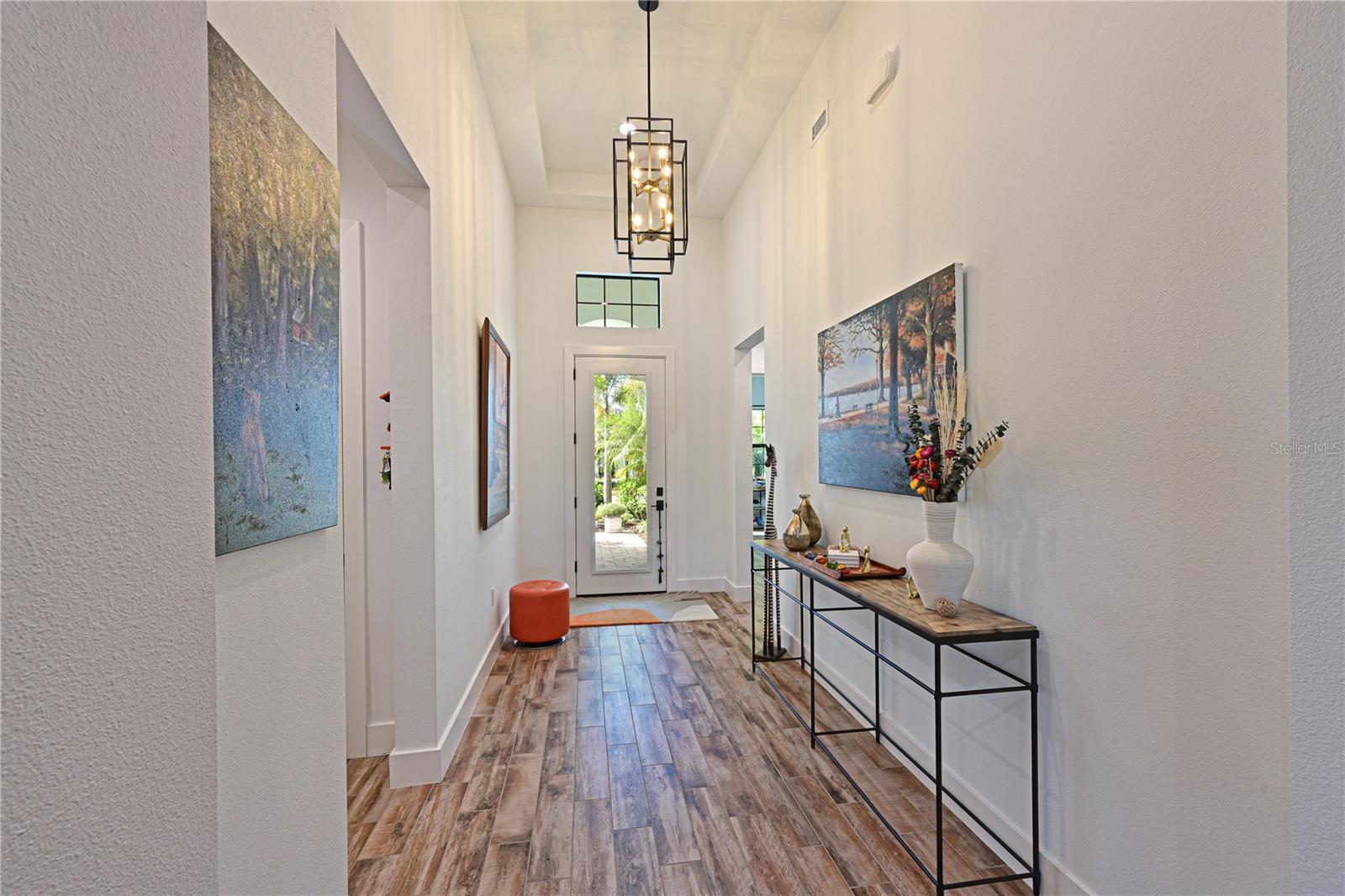 Image 16 of 44 For 8013 Clearwater Court