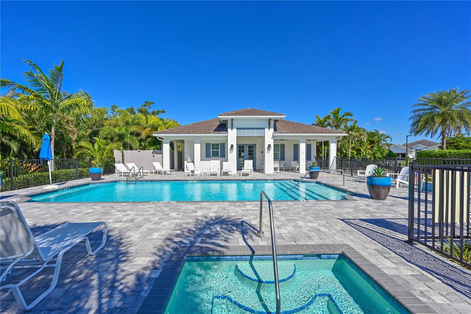 Image 39 of 44 For 8013 Clearwater Court